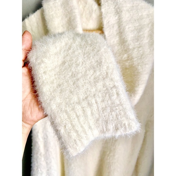 Anthropologie Ingrid Eyelash Pullover - Picture 7 of 8